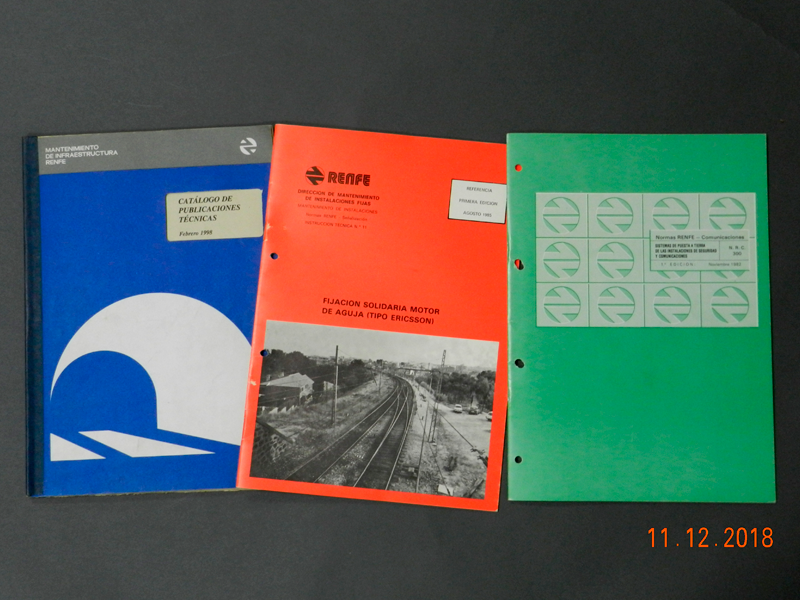 Normas RENFE Comunicaciones. Sistemas de puesta a tierra de las instalaciones de seguridad y comunicaciones. NRC 300. RENFE. 1982 / Instruccin Tcnica n 11. Fijacin solidaria motor de aguja (tipo Ericsson). RENFE. 1985 / Catlogo de publicaciones tcnicas. UN de Mantenimiento de Infraestructuras. 1998