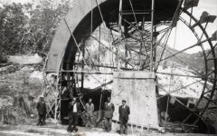 Noria de la estacin de Agramn en la lnea de Chinchilla a Cartagena (1957)