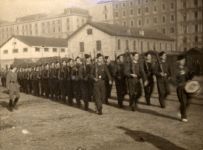 Batalln del Regimiento de Ferrocarriles de Madrid - Atocha haciendo la instruccin diaria (14/12/1948)