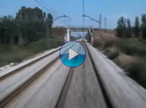 Un tren en movimiento