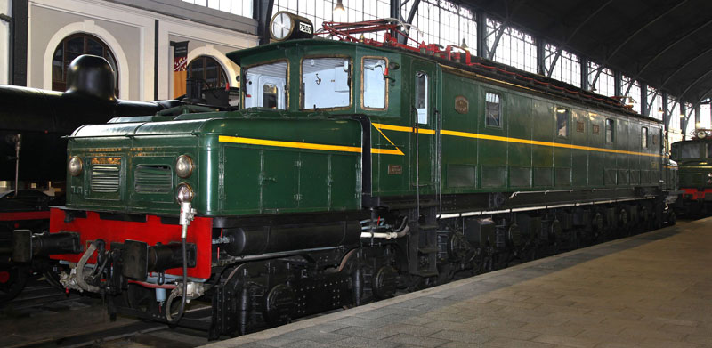 Locomotora elctrica 7507