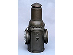 Farol lateral de cola de carburo (Aktiebolaget Gas Accumulator -AGA-, Suecia, ca. 1920-1930). Donacin: Amparo y M Jess Moreno Hernndez - Pieza IG: 08052