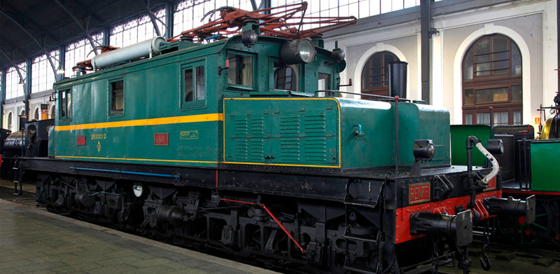 Nave Central - LOCOMOTORAS ELCTRICAS